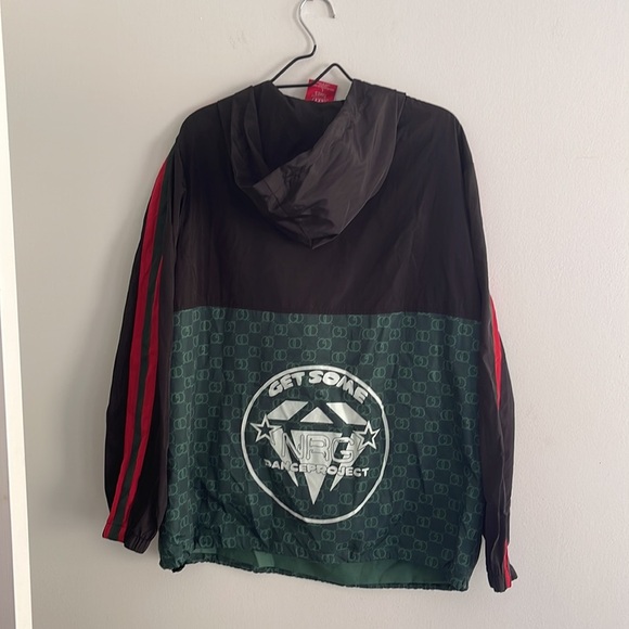 Good Times Victorious quarter zip pullover - Picture 8 of 11